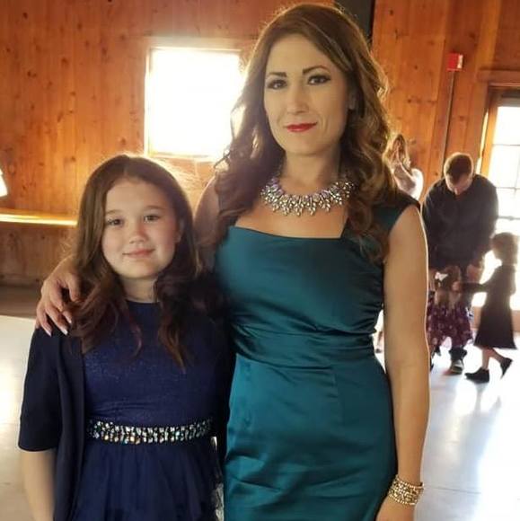 Meet your Posher, Christine - Picture 1 of 1